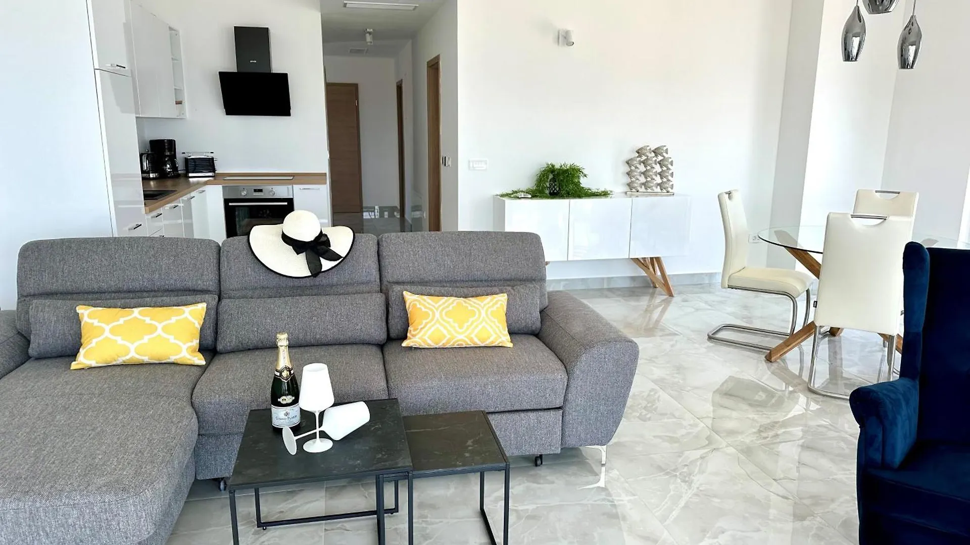 Nautica Apartment Razanac Croatia