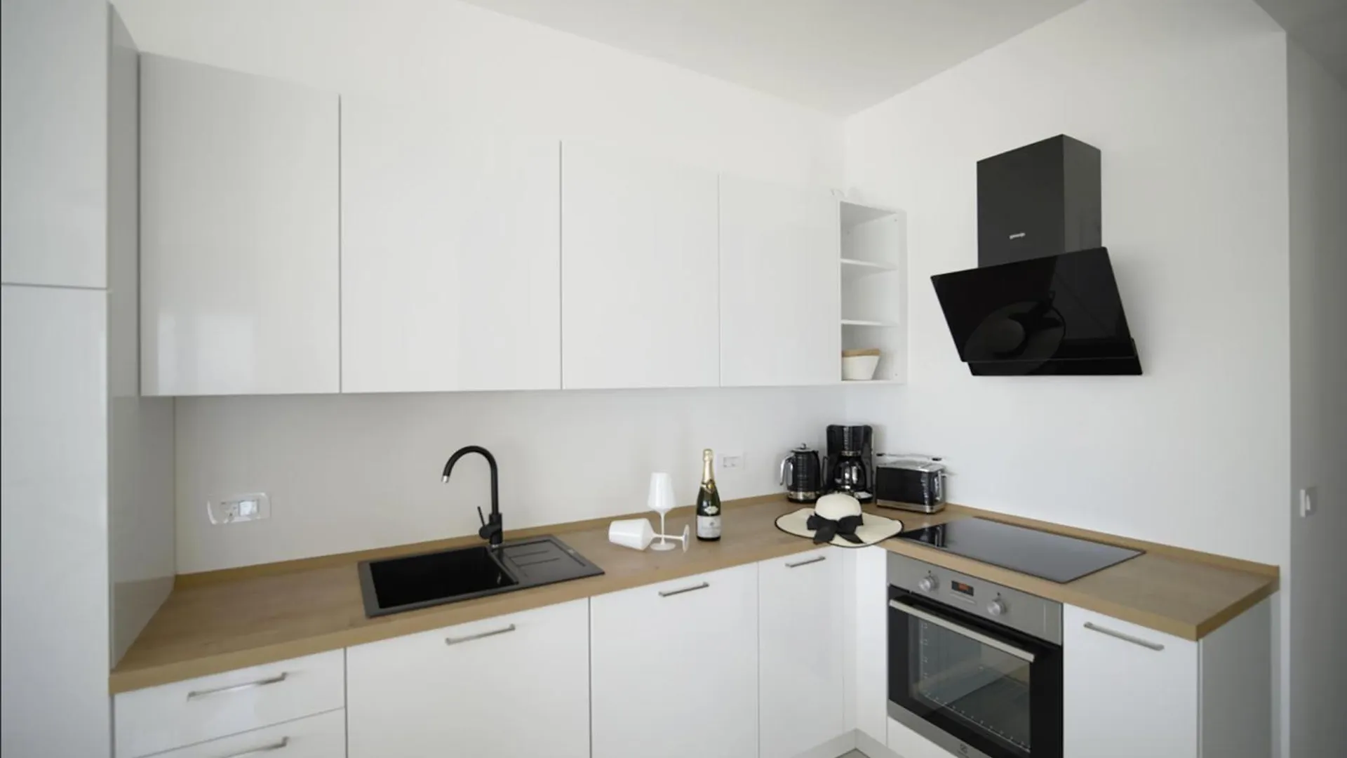 Nautica Apartment Razanac 0*,  Croatia
